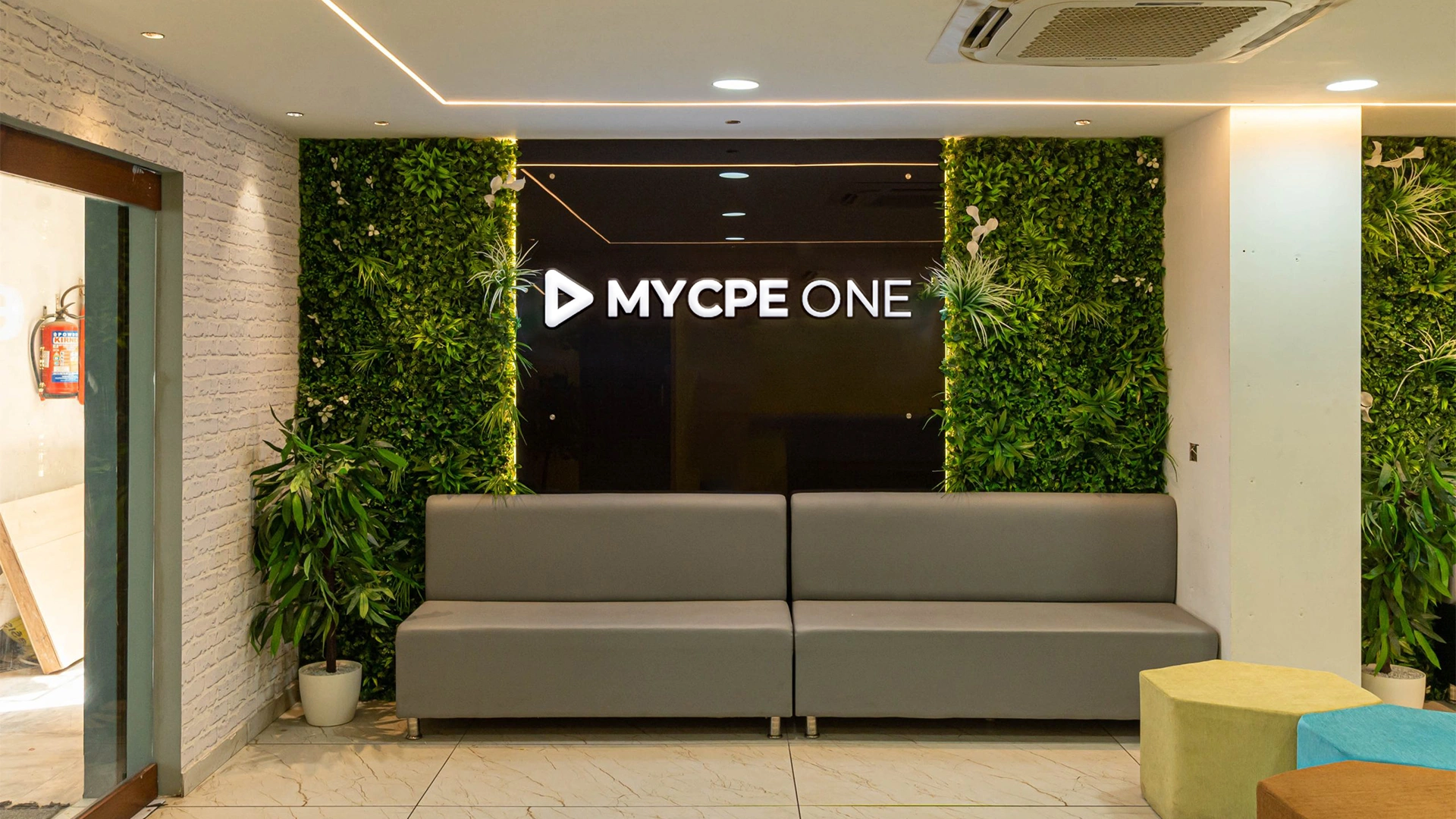 Maradia Plaza MYCPE ONE-1